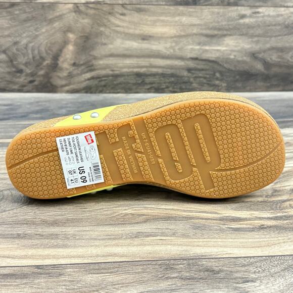 NIB Fitflop 9 Iqushion Leather Toe Post Sandals Flip Flops Studded Sunny Lime - Picture 7 of 12
